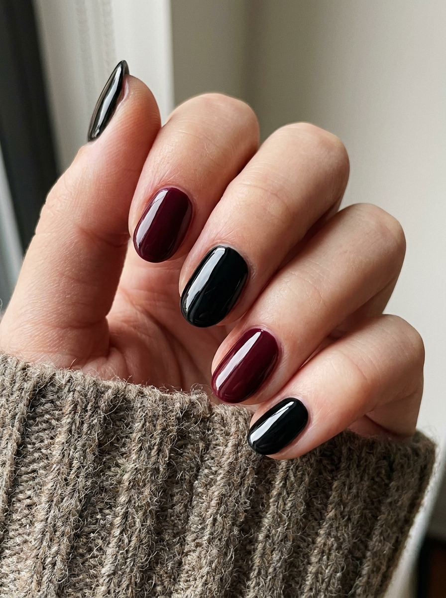 Black & Burgundy Nails als Schwarze Nägel Ideen Inspiration 2026